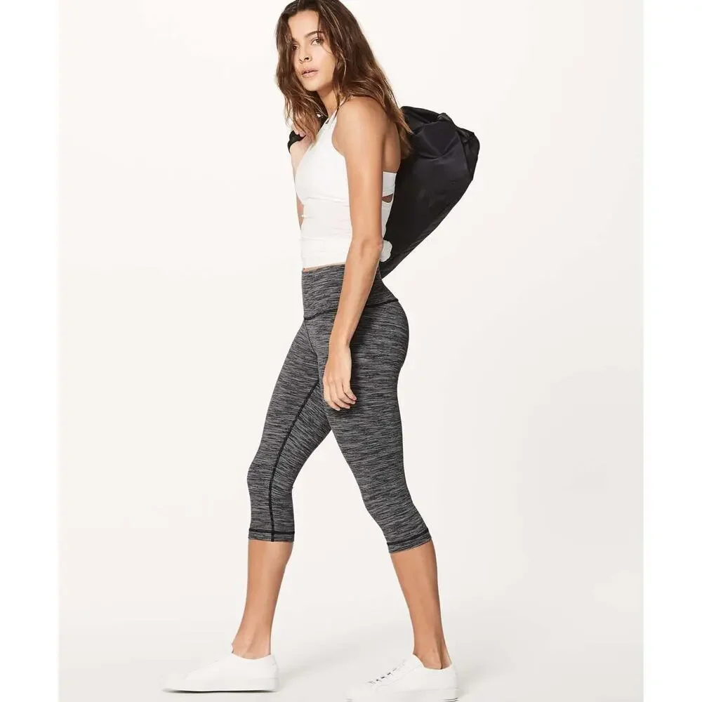 LULULEMON Wunder Under Hi-Rise 1/2 Tight 17